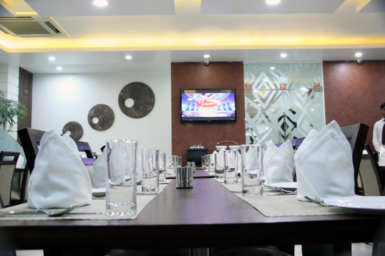 Hotel The Marque 마투라 외부 사진