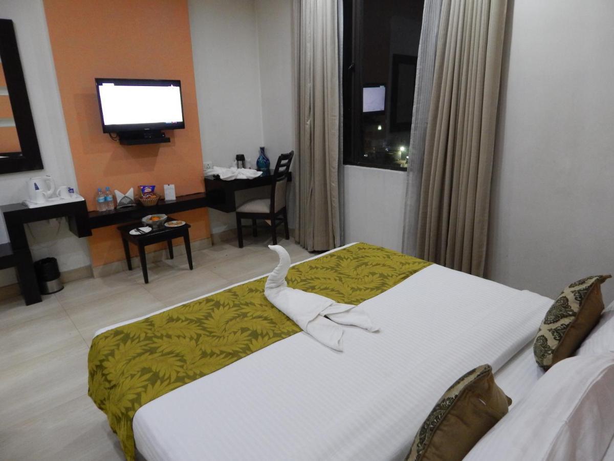 Hotel The Marque 마투라 외부 사진