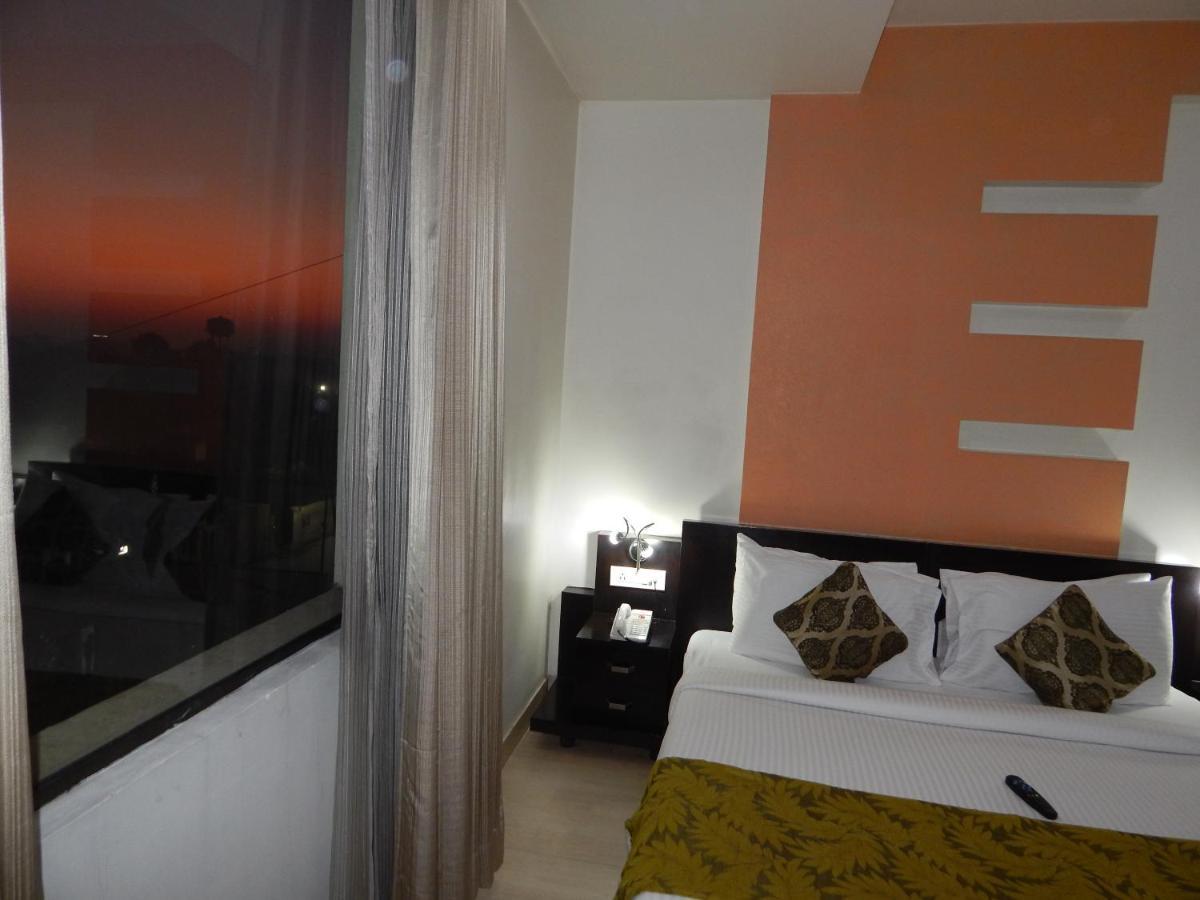 Hotel The Marque 마투라 외부 사진