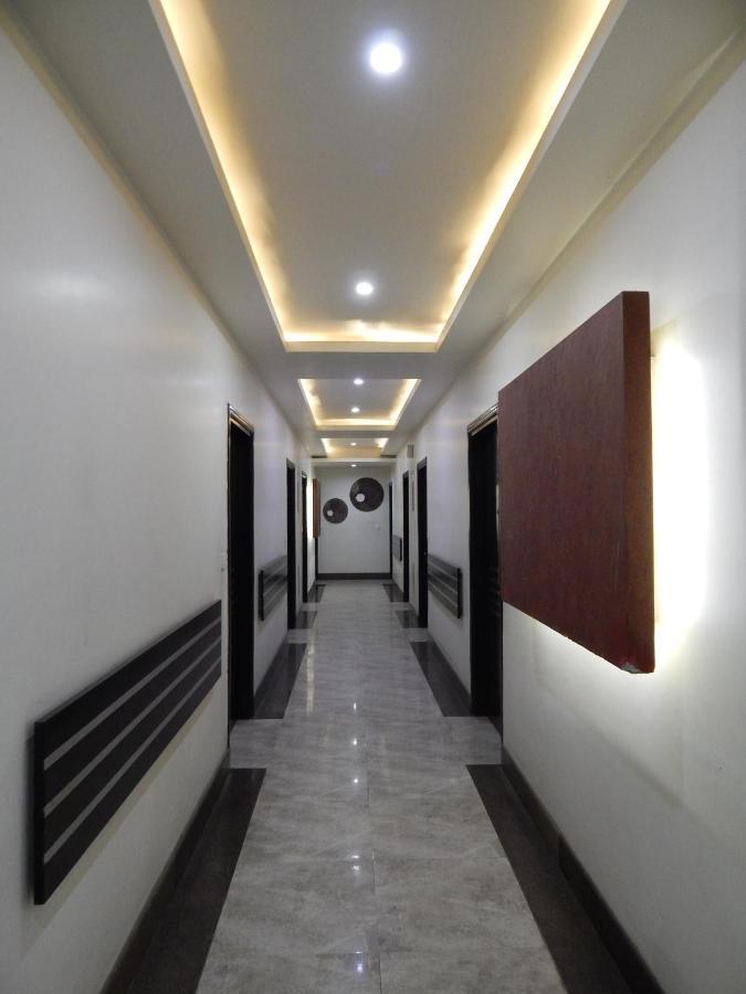 Hotel The Marque 마투라 외부 사진