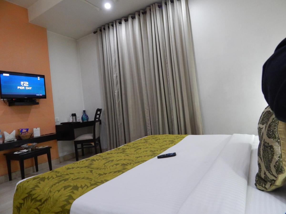 Hotel The Marque 마투라 외부 사진